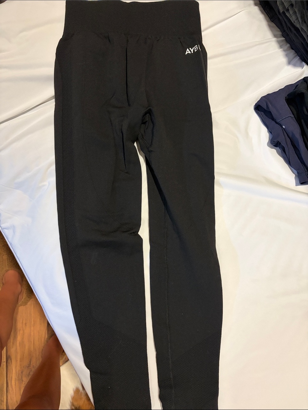 AYBL Womenās Black Seamless High-Waist Leggings